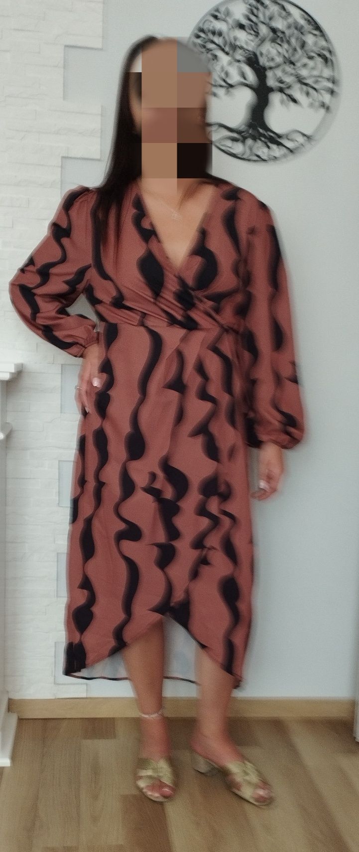 Elegancka brązowa sukienka midi L/40