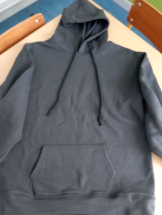 Swet com capuz tamanho M, NOVA
