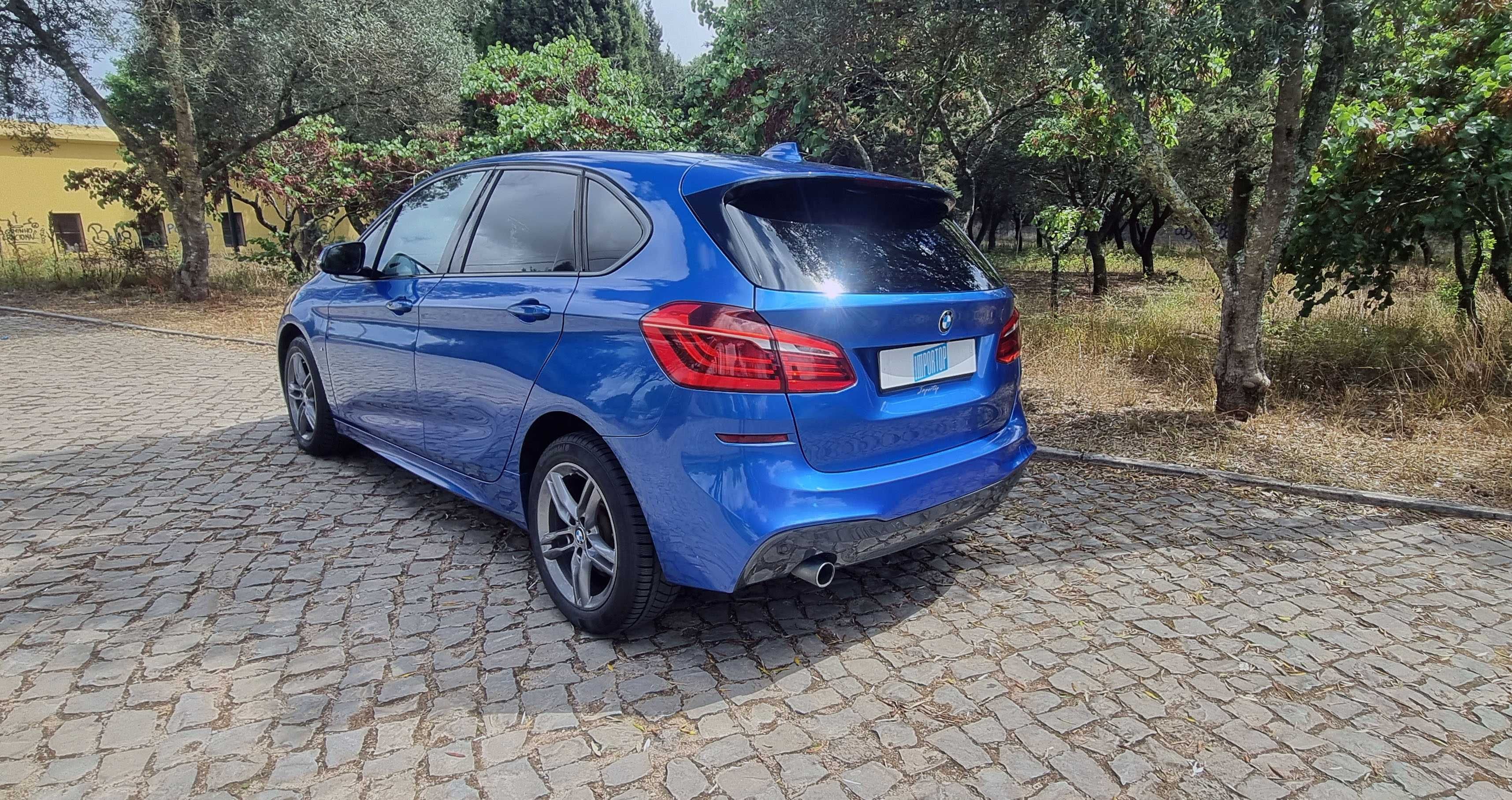 BMW 216d Pack M - Caixa Auto