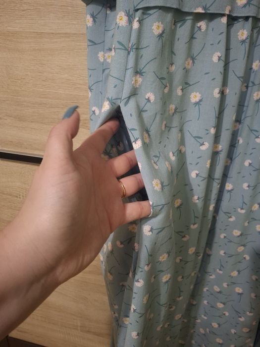 Легка літня сукня