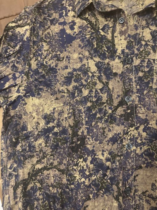 Camisa gomenin tamanho L