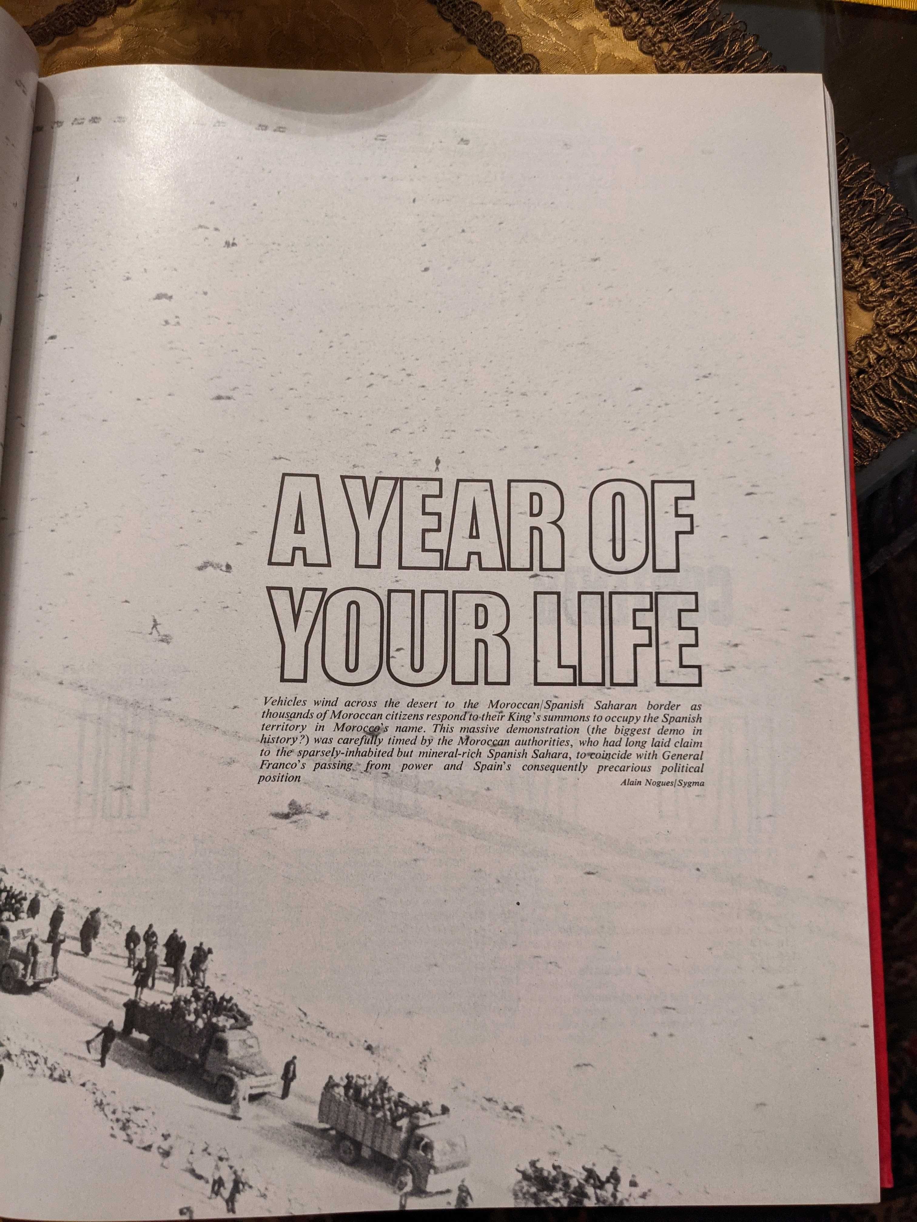 Coleção de Livros International Yearbook  entre 1977 e 1993