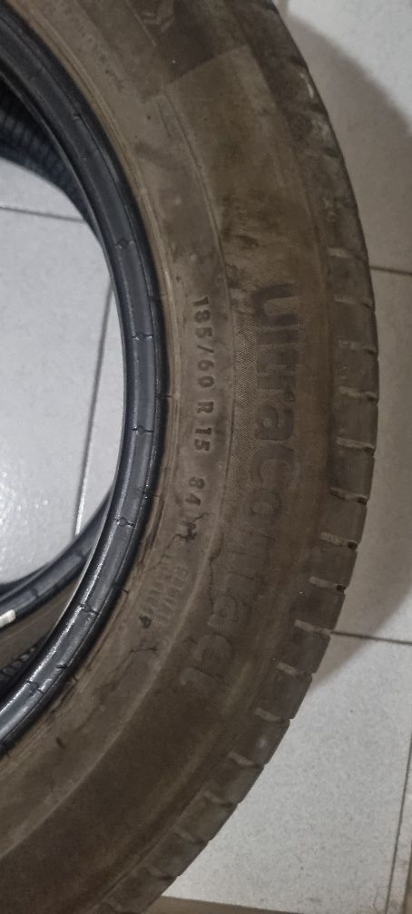 Pneus Continental UltraContact 185/60R15
