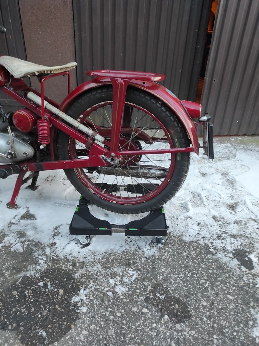Stojak  na motor pralkę