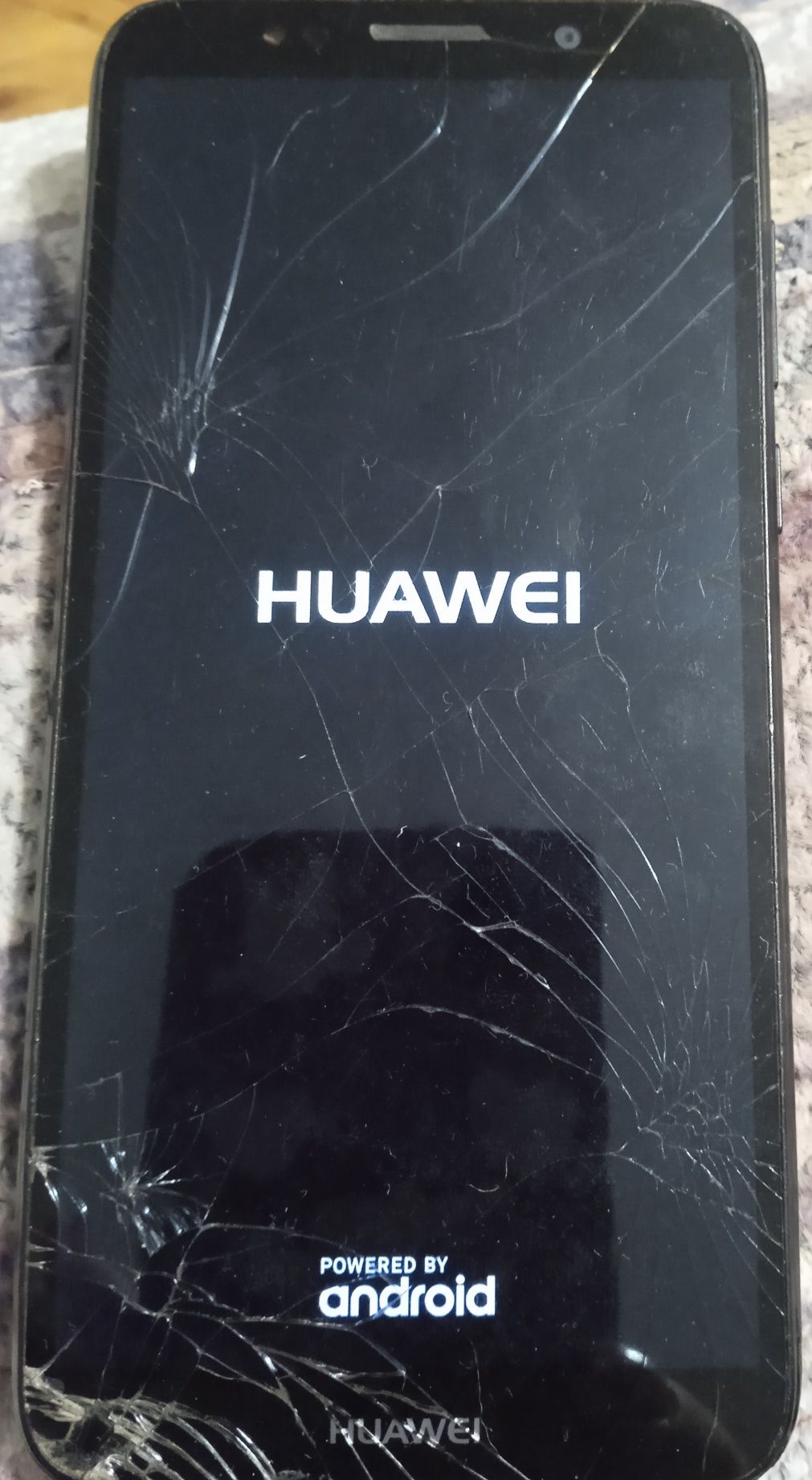 Huawei    Y   5 .