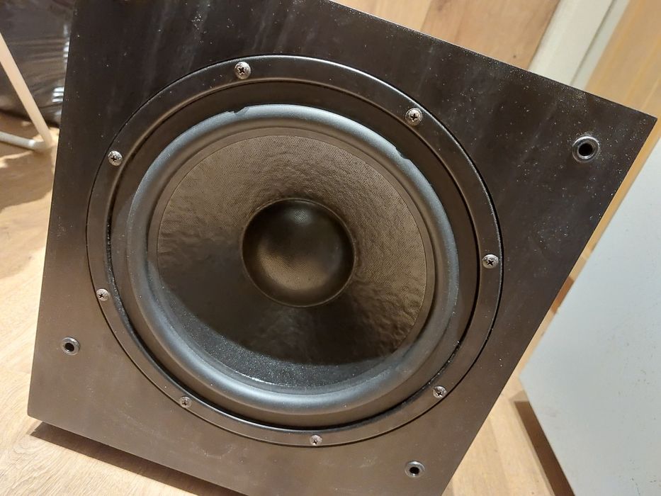 Subwoofer aktywny koda