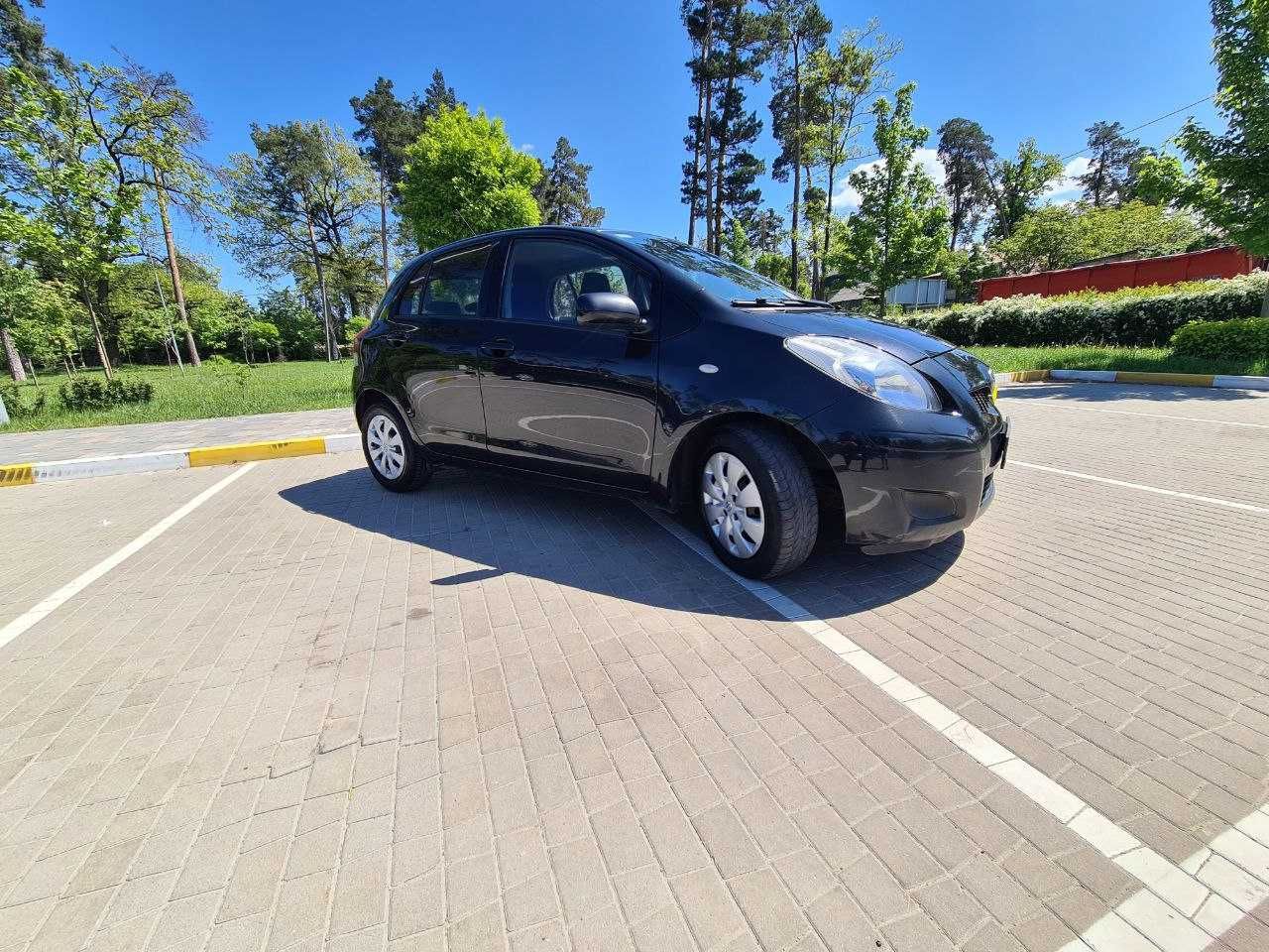 Продам Toyota Yaris