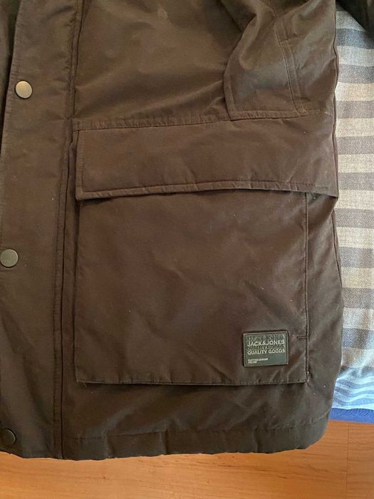 Parka Jack & Jones preta - tamanho L quase nova