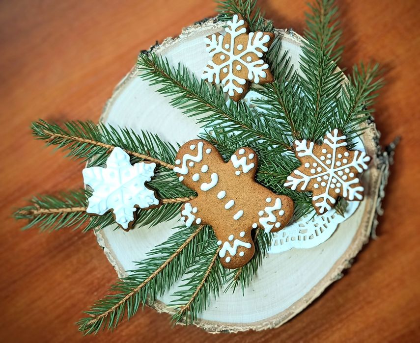 Domowe, naturalne, świąteczne pierniczki