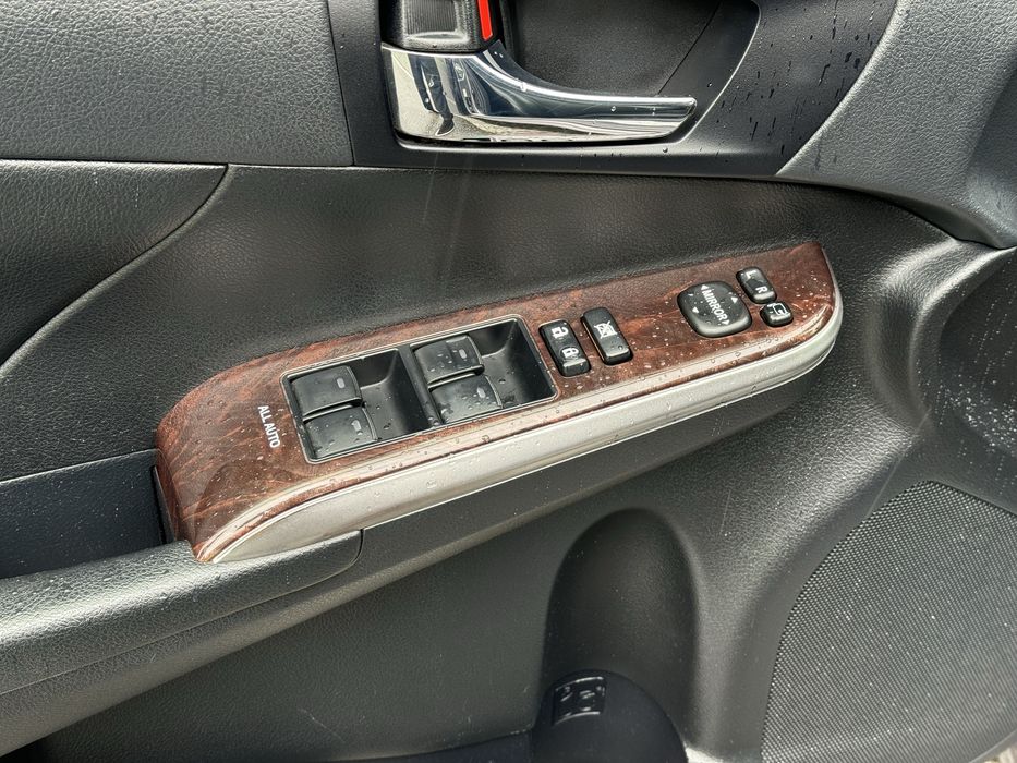 Продам Toyota Camry