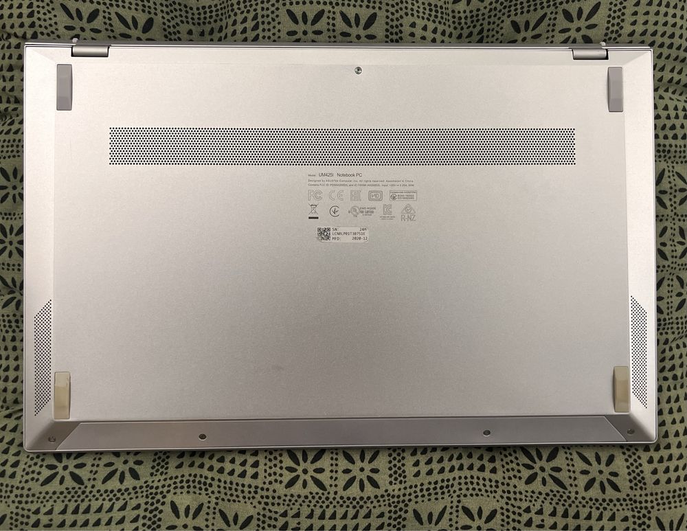 Asus Zenbook 14 ноутбук для работы/учебы/офиса