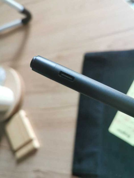 Ultrabook laptop MSI Summit E13 Flip Evo A12MT 13,6 cali 13" dotykowy