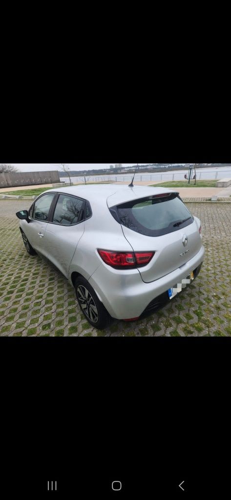 Clio 0.9 tce em perfeito estado