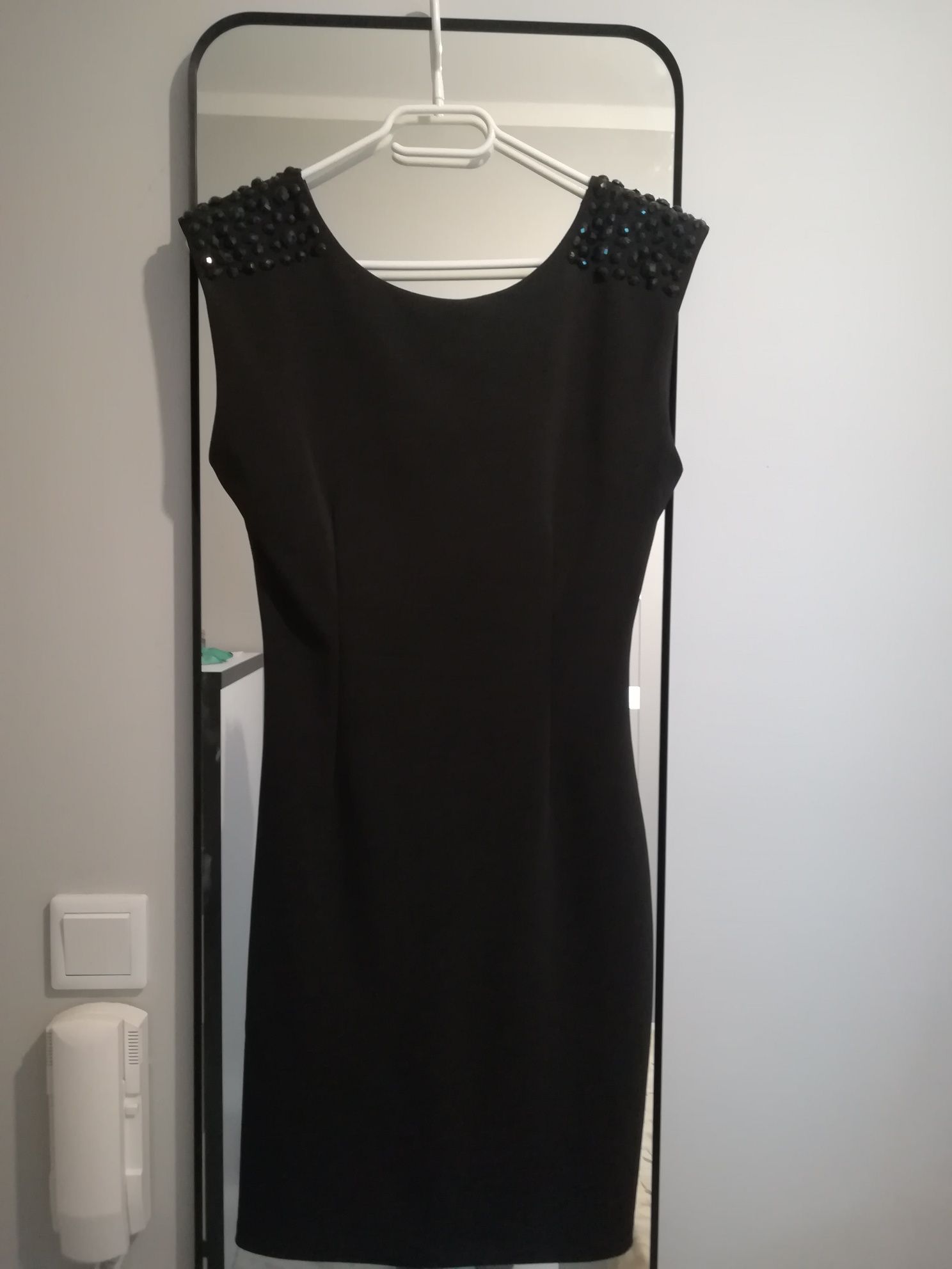 Sukienka Mała czarna rozmiar M