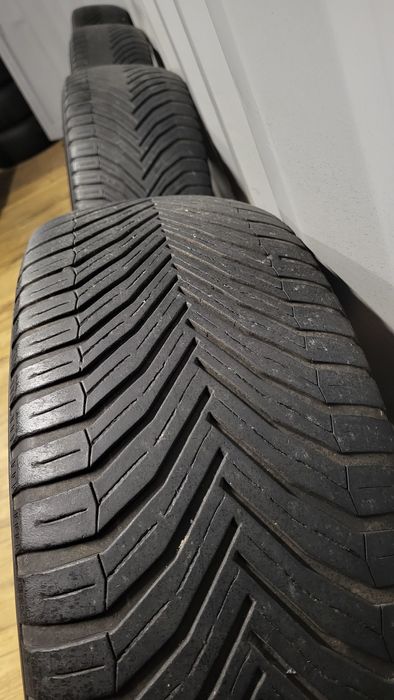 Felgi Mustang Mach-E 19" 5x108 z oponami 225/55 R19 stan idealny