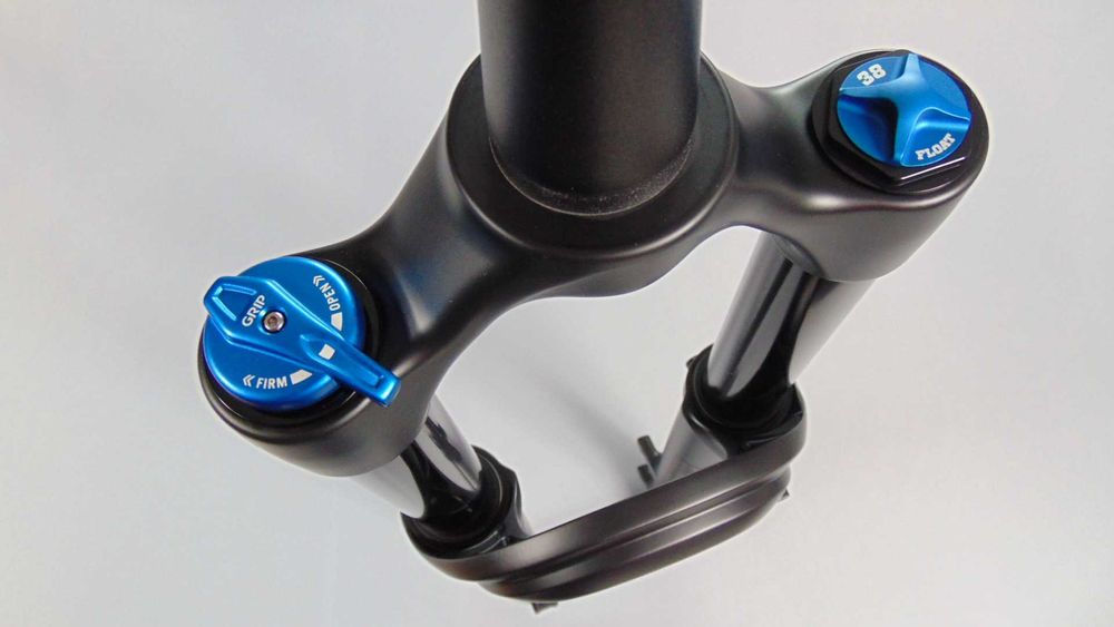 Amortyzator Fox Performance 38 Float 29 170mm Grip