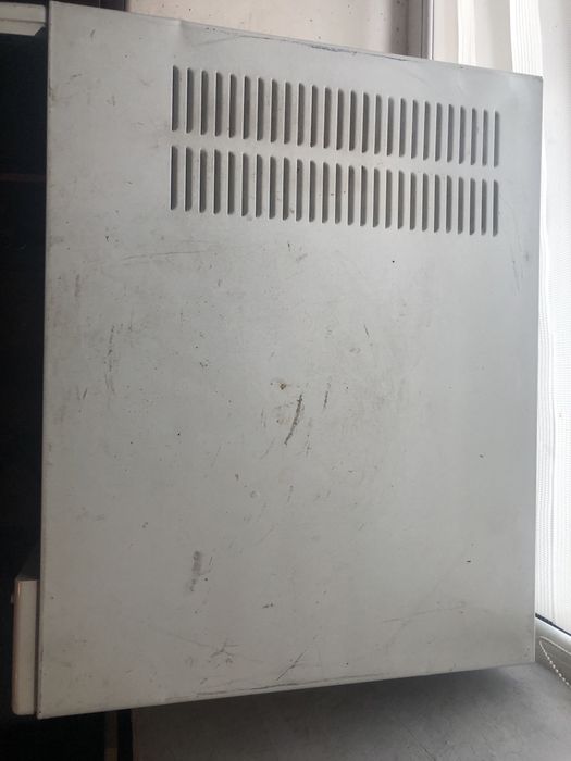 Микроволновая печь Ютон