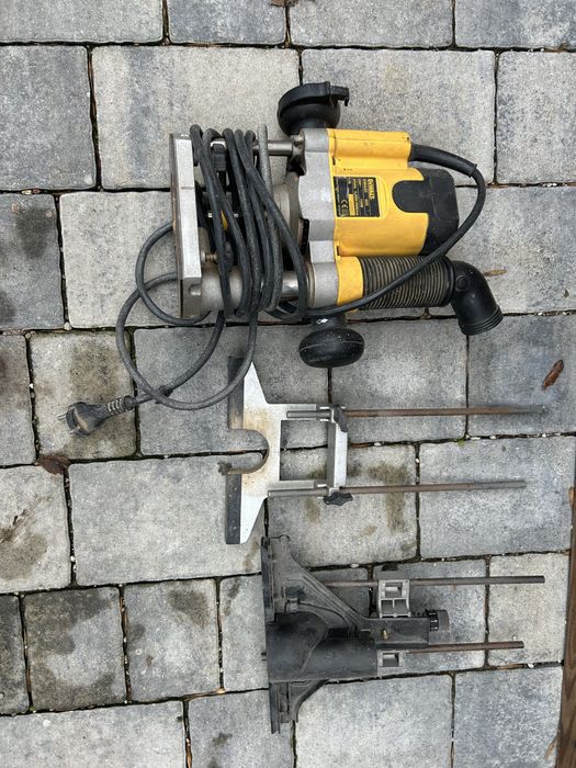 Frezarka DeWalt Dw621