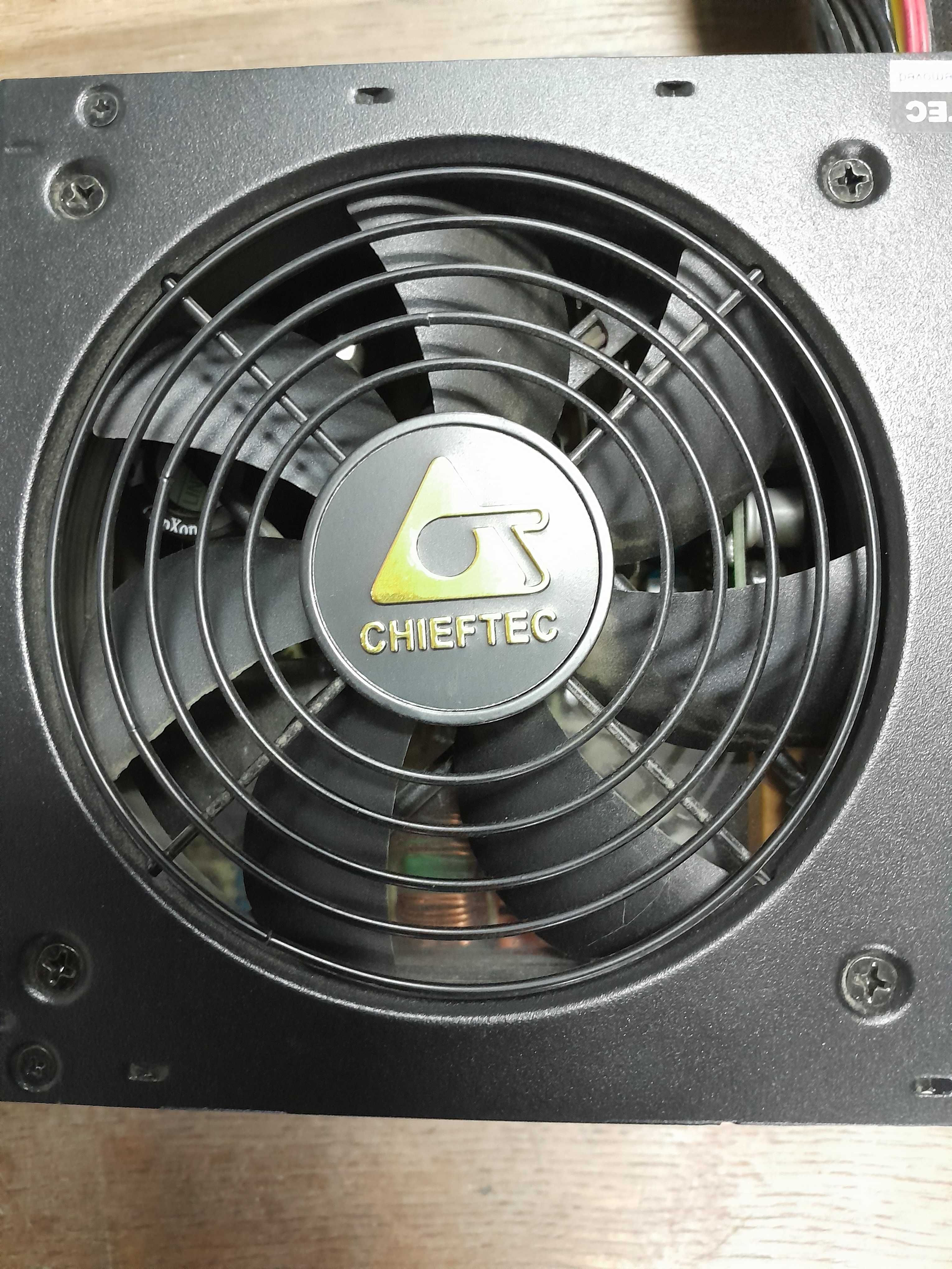 Блок живлення CHIEFTEC 700W (BBS-700S)