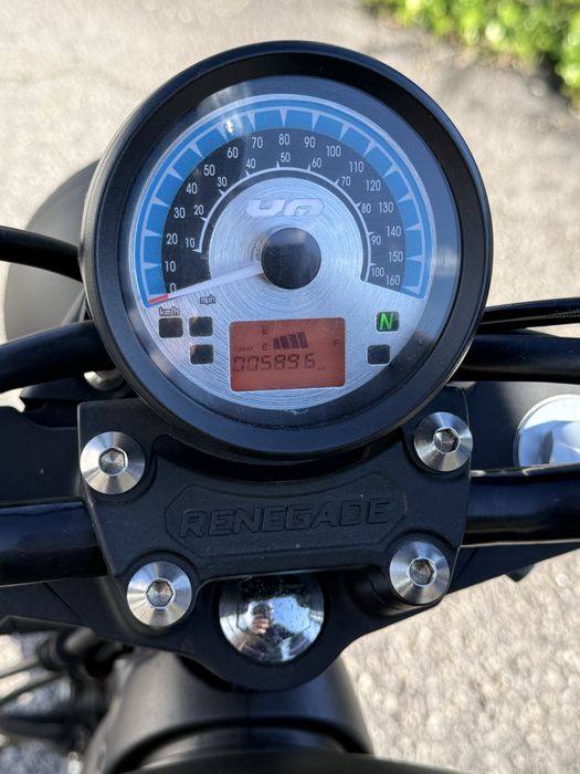 Um Renegade 125 Sport
