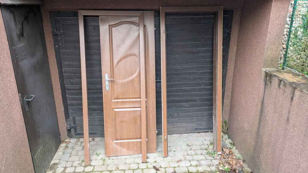 Drzwi z ościeżnicą lewe 70