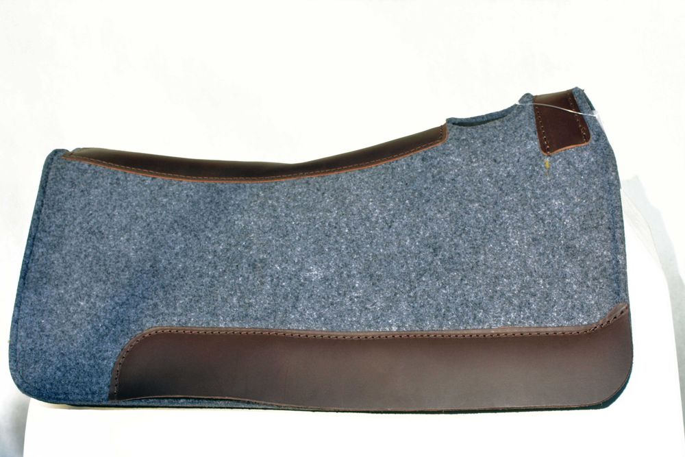 Czaprak western z  USA filcowy 20 modeli