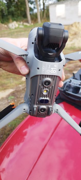 Dron dji air 3 fly more combo