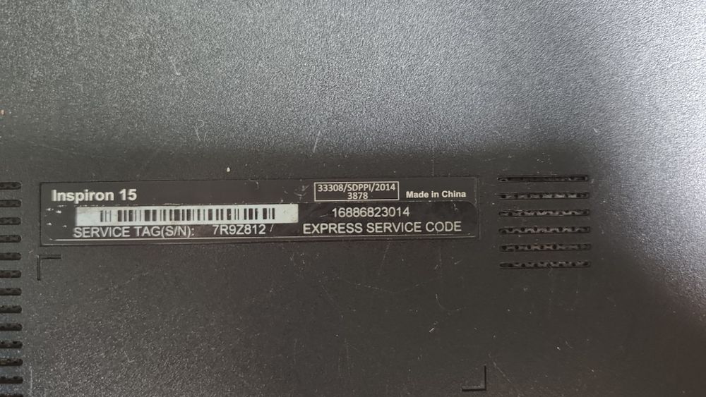Dell Inspiron 15 / Pentium 3558U / 4GB ddr3 / Intel HD Graphics
