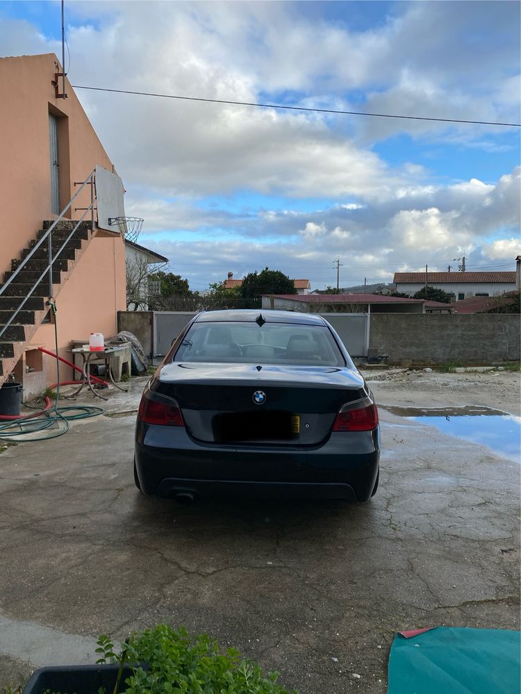 Vendo BMW E60 520d
