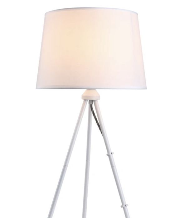Lampa stołowa, nowy, z bialym kloszem