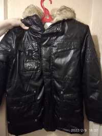 Зимняя куртка для мальчика 146, обмен на парфюм