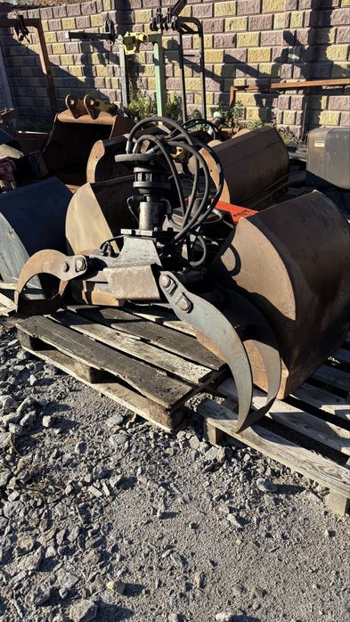 Ковш на кран маніпулятор