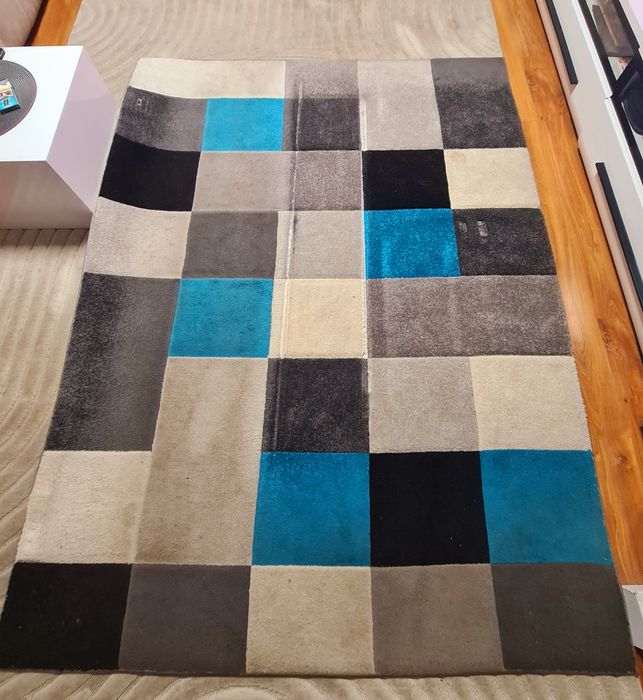 Dywan Rumba 220×160 stan bardzo dobry.