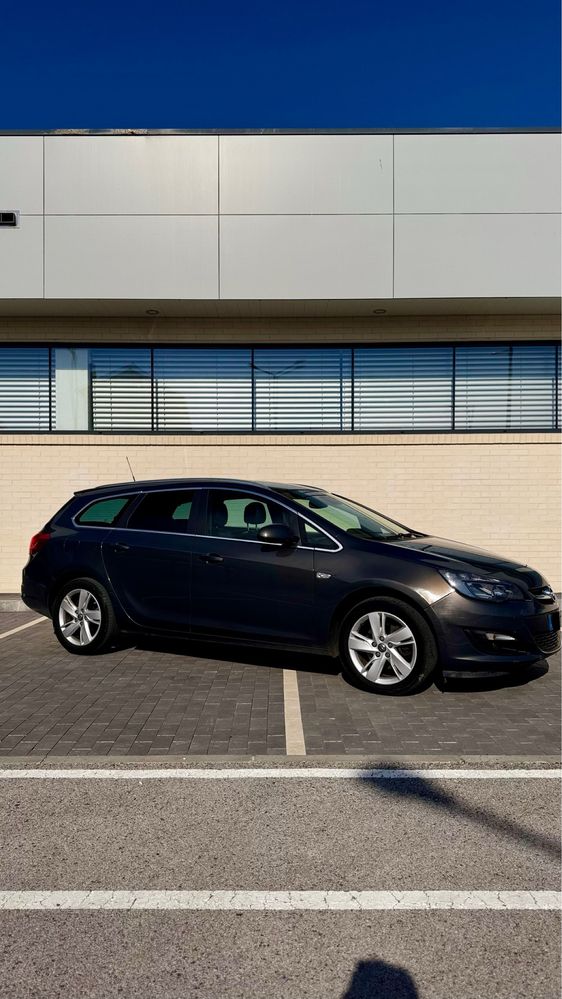 Opel Astra 1.6 2015