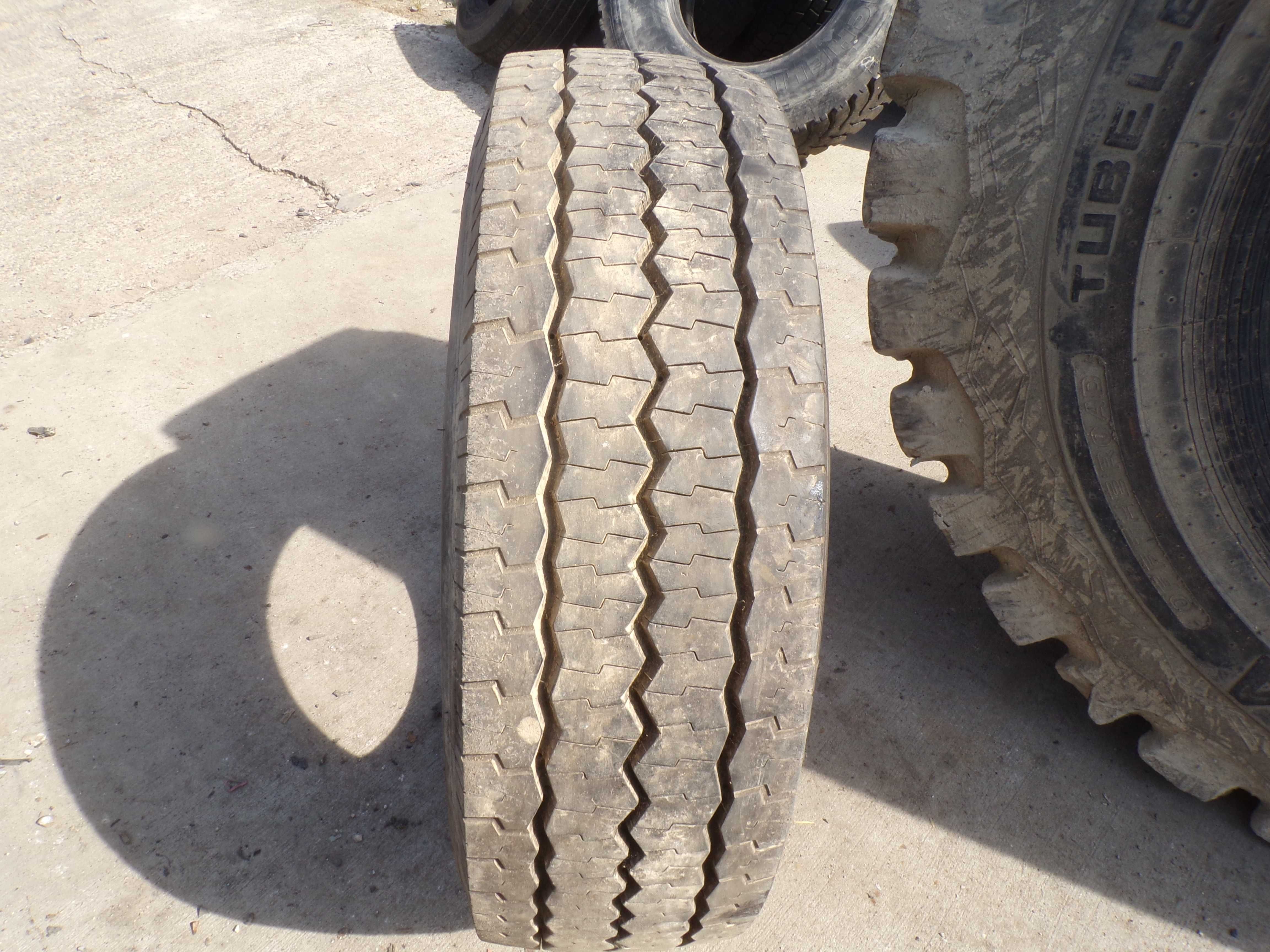 Opona 305/70R22.5 MICHELIN XZU 2 T (700 netto)