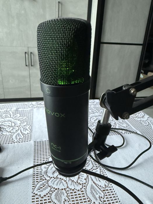 Novox NC-1 Game z Popfiltrem i Statywem