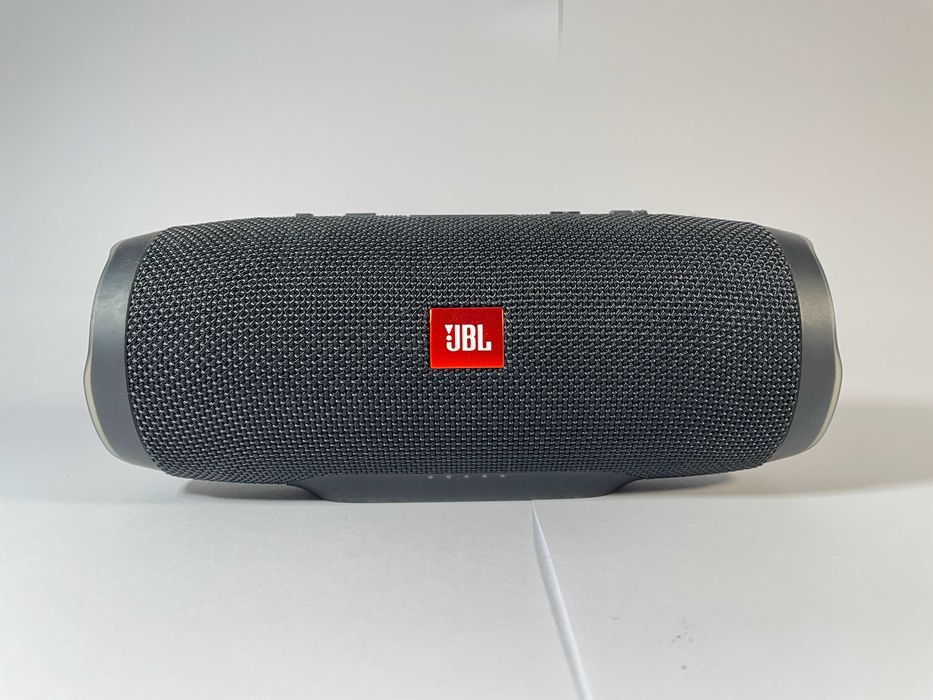 Coluna Bluetooth JBL Charge 3 (Preto)