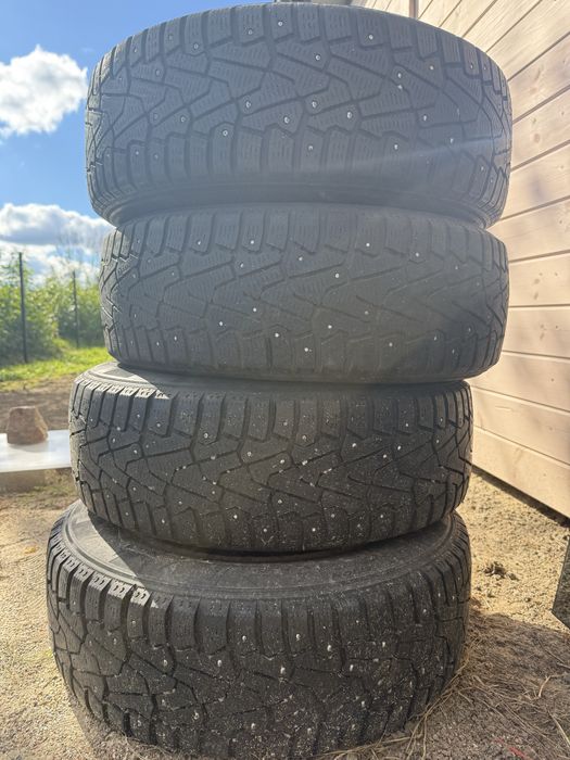 Koła zimowe Pirelli z kolcami 195/65/R15