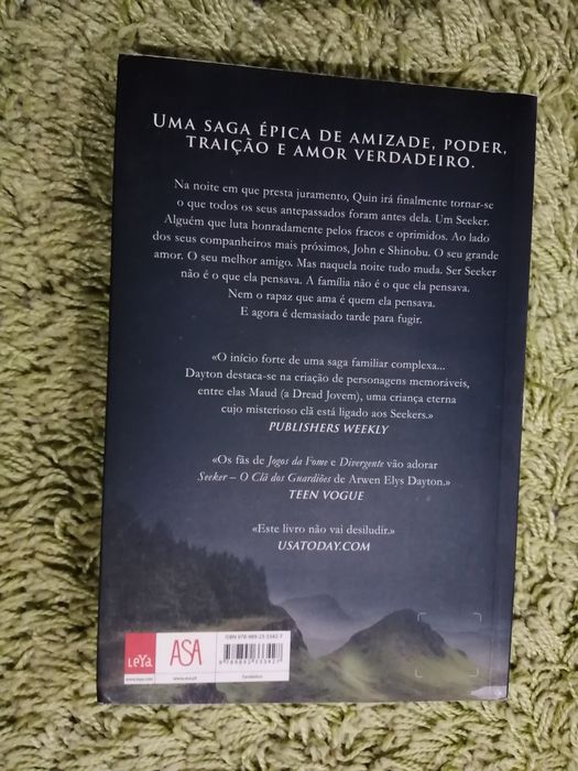 Livro - 'Seeker: O Clã dos Guardiões' de Arwen Elys Dayton