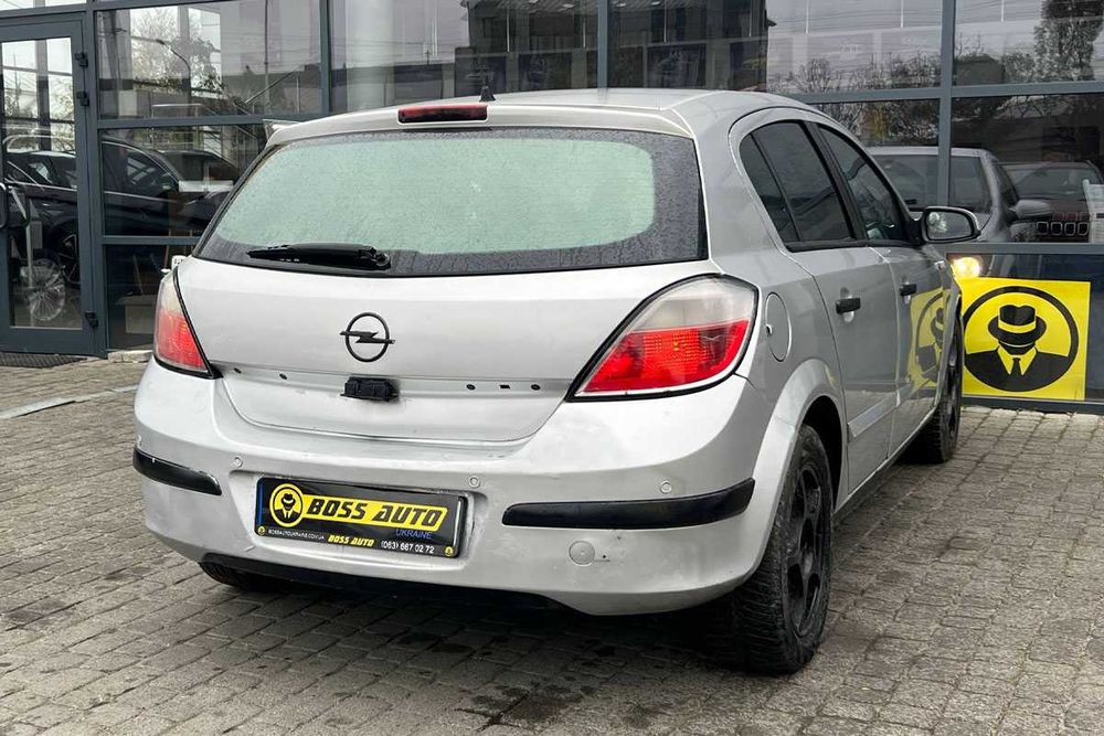 Opel Astra 2005 року