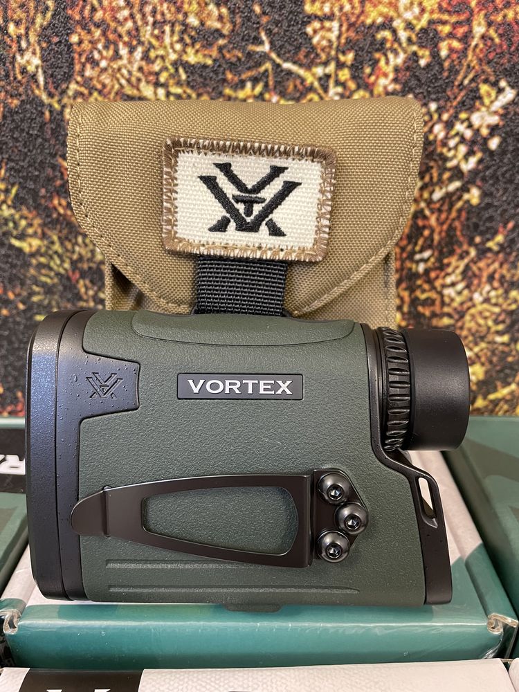 Лазерный дальномер Vortex Viper HD 3000 дальність 2743м