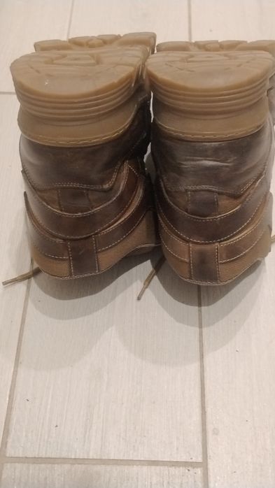 Продаються чоловічі зимові черевики, розмір 45.