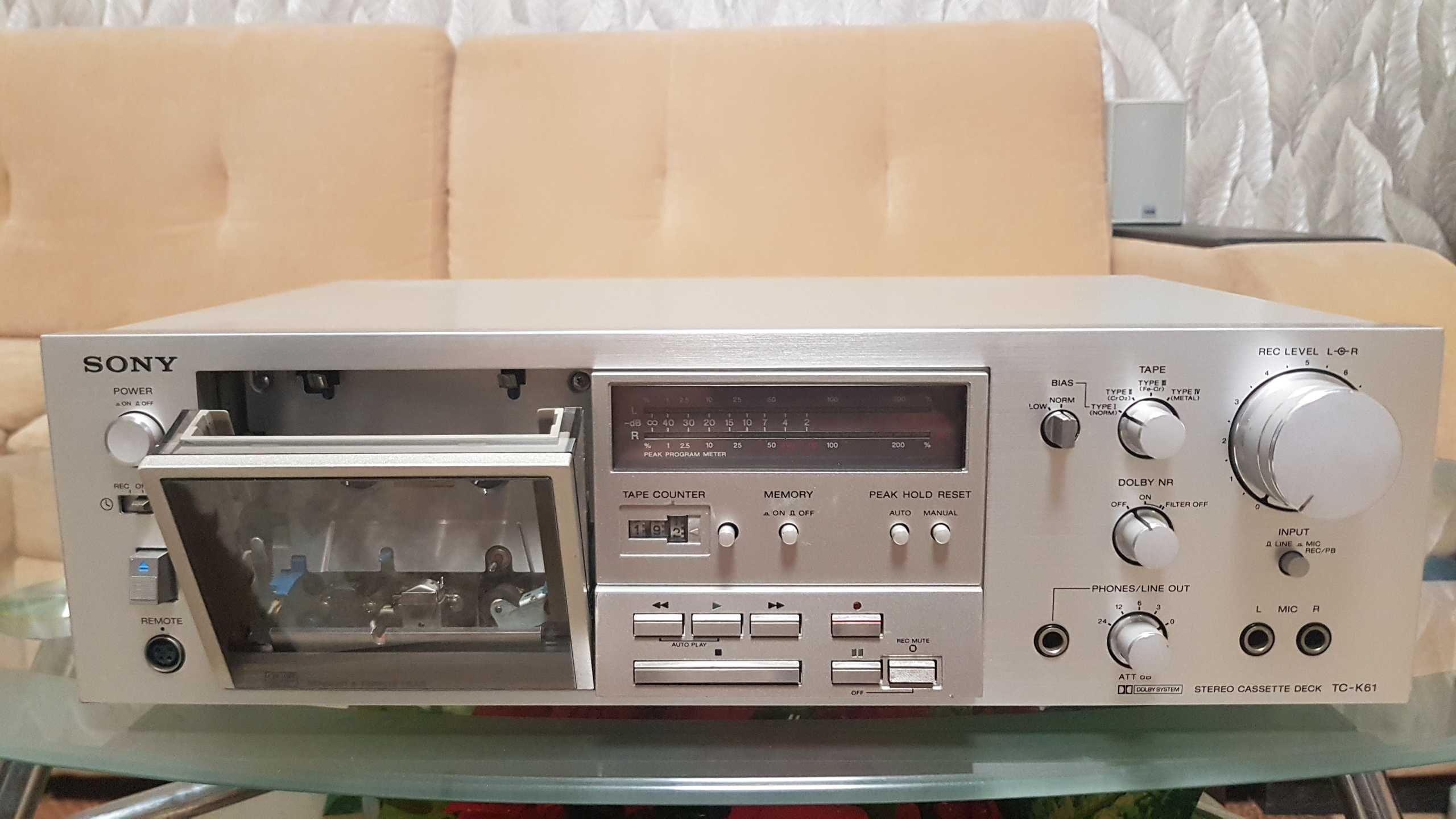 Кассетная дека Sony TC-K 61 stereo made in Japan