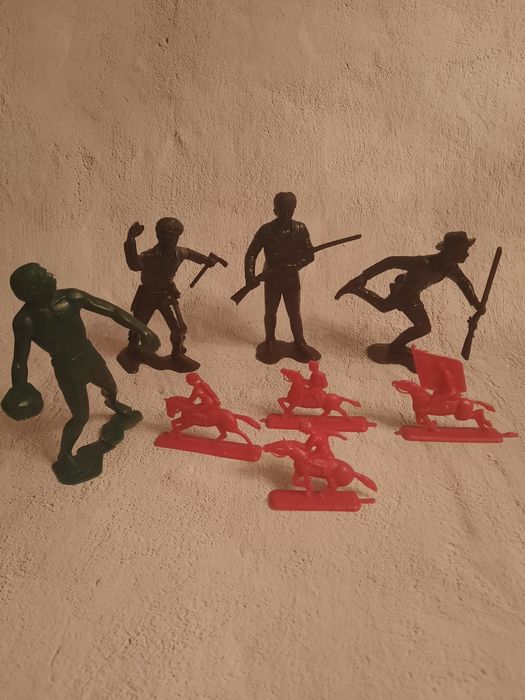 Комплект. Все вместе. Солдатики. 8 штук. СССР. Игрушечные фигурки.