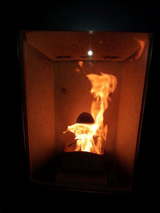 Piecyk piec kominek na pellet AUTOMATYCZNY Artel Nina- 7,1 kW