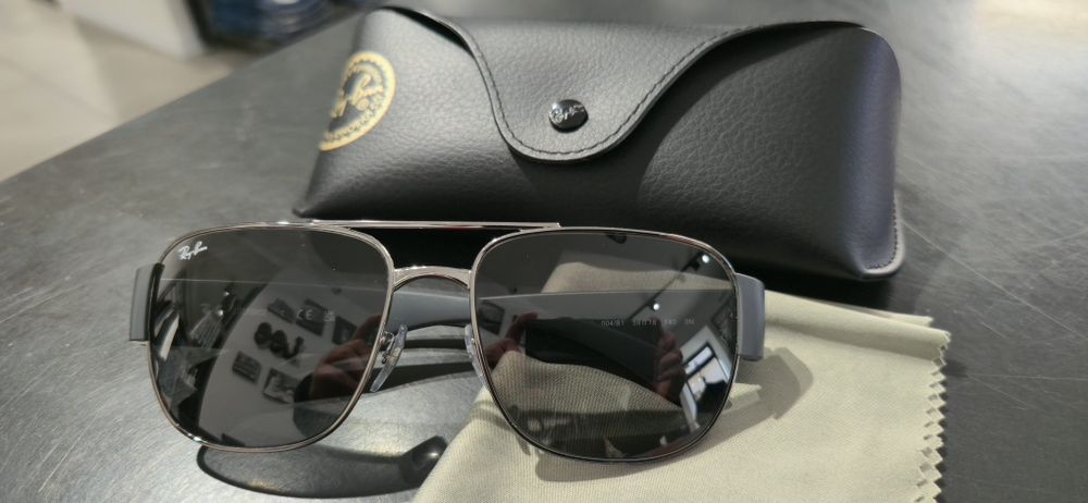 Okulary przeciw sloneczeczne  Ray- Ban