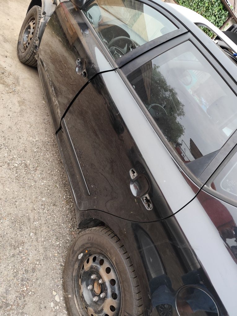Drzwi kia cee'd 07-12r kombi
