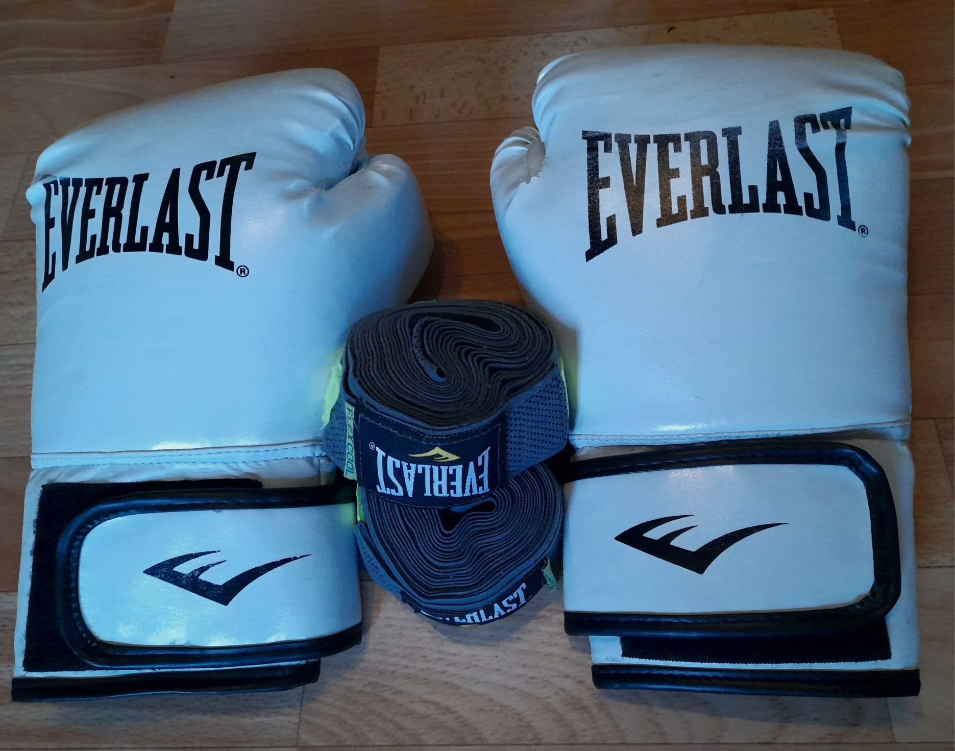 Rękawice bokserskie Everlast Core2