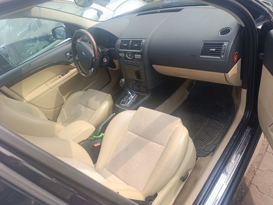 Ford Mondeo MK3 Ghia 2.0 TDCi G0 czarny części Auto Kasacja