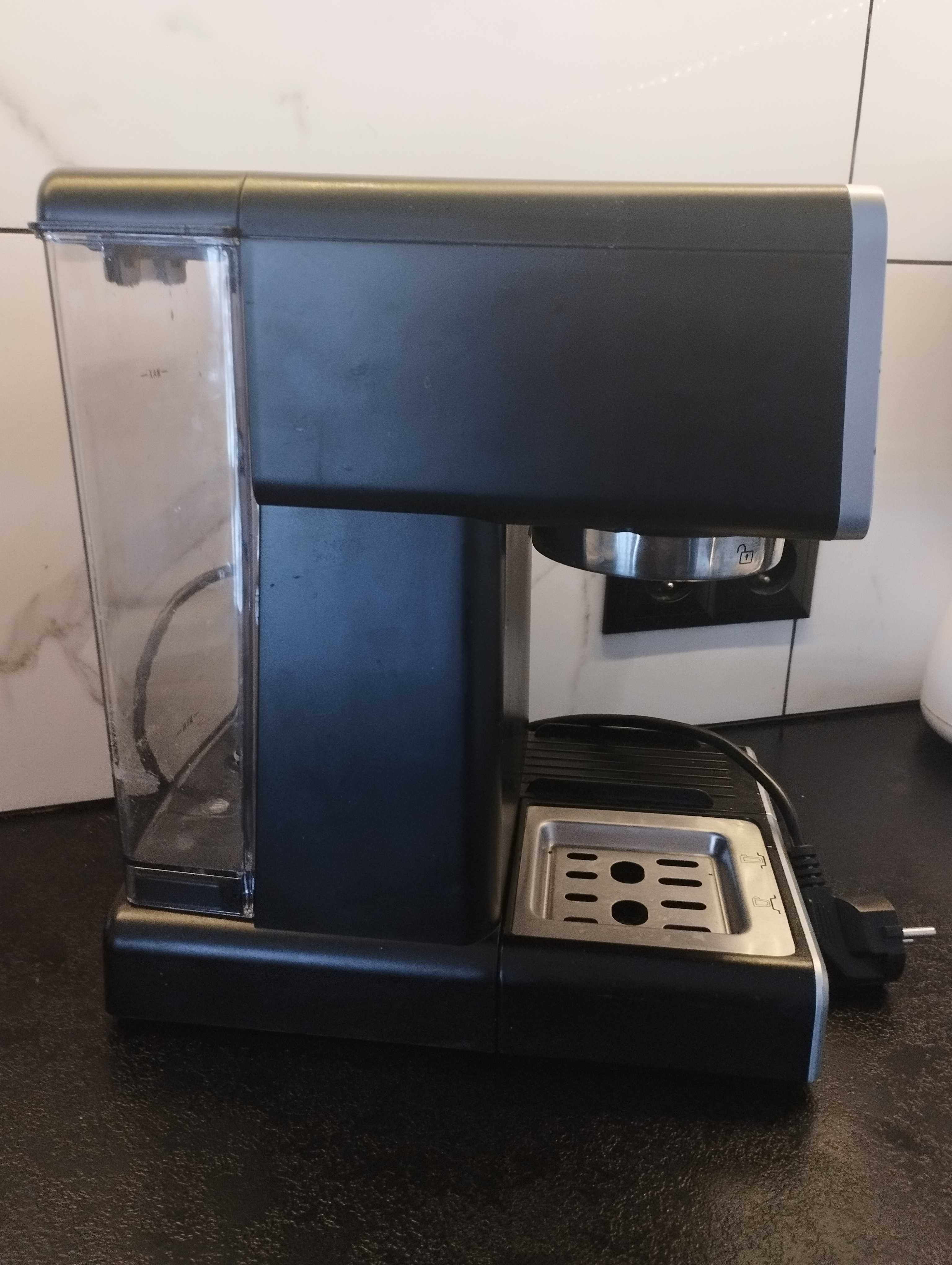 Ekspres do Kawy Yoer Creamo Pro EMF03BK
